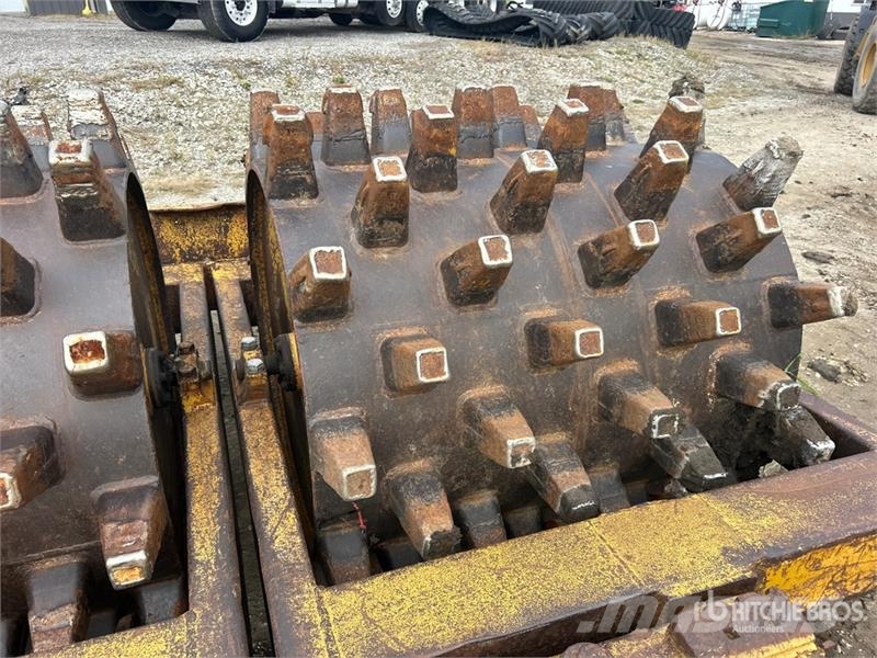Dual Drum Pull Behind Compactor Cilindri compactori tractabili cu vibratii