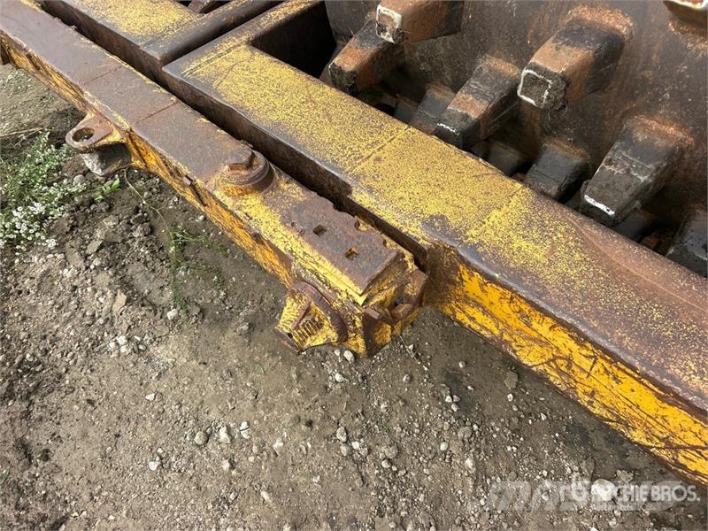 Dual Drum Pull Behind Compactor Cilindri compactori tractabili cu vibratii