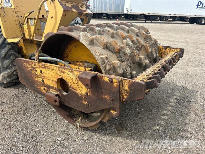 Dynapac CA-15PD Padfoot Drum Compactor (Inoperable) Vienvalča grunts veltņi