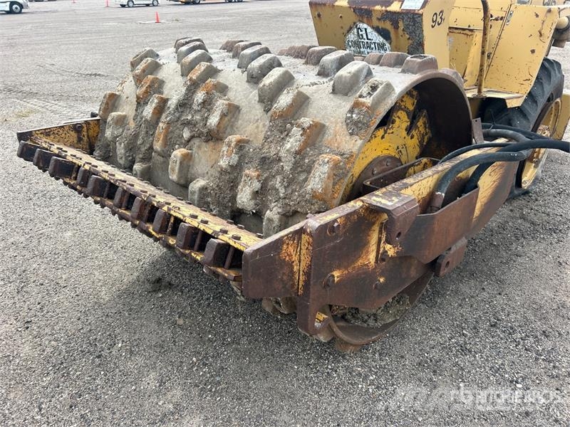 Dynapac CA-15PD Padfoot Drum Compactor (Inoperable) Vienvalča grunts veltņi