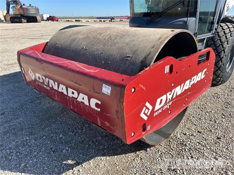 Dynapac CA2500D Smooth Drum Compactor 振動ローラ