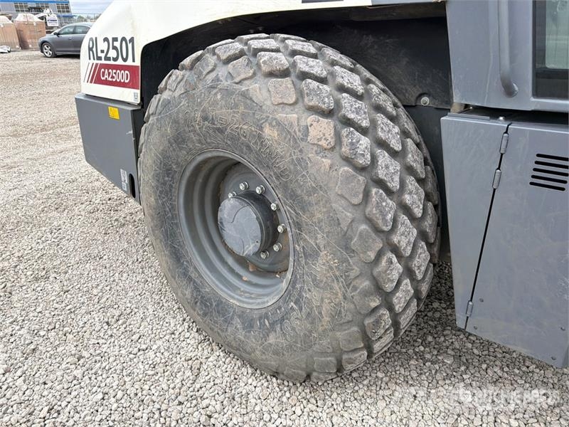 Dynapac CA2500D Smooth Drum Compactor Ühe trumliga rullid
