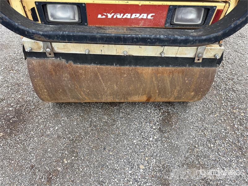 Dynapac CC122 Double Drum Roller Dvojni valjarji