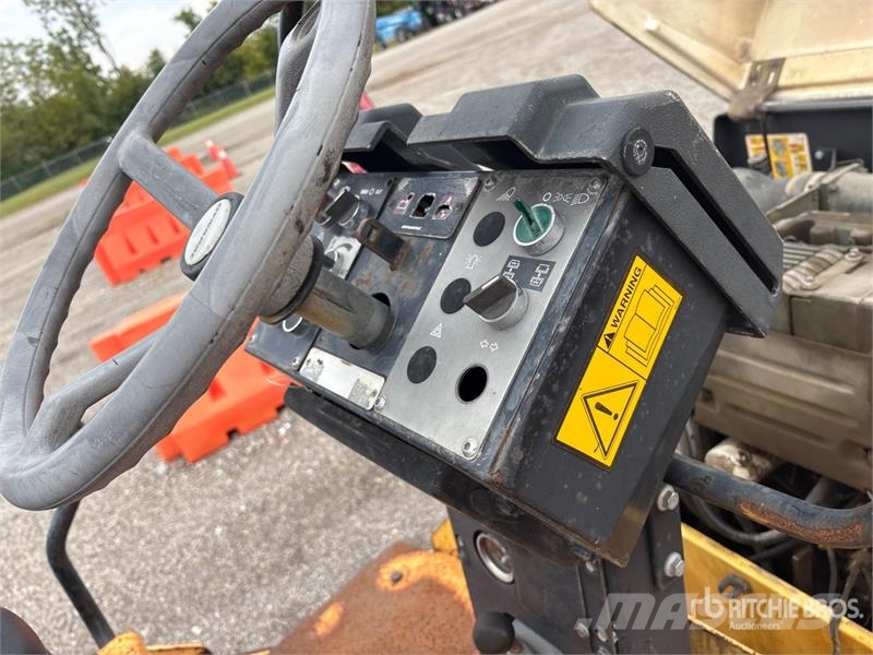 Dynapac CC122 Double Drum Roller Dvojni valjarji