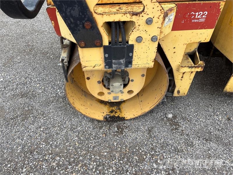 Dynapac CC122 Double Drum Roller Dvojni valjarji