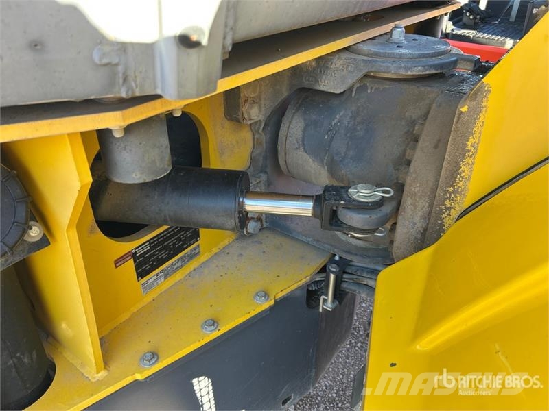 Dynapac CC6200 Double Drum Roller Rolos compactadores de tambor duplo