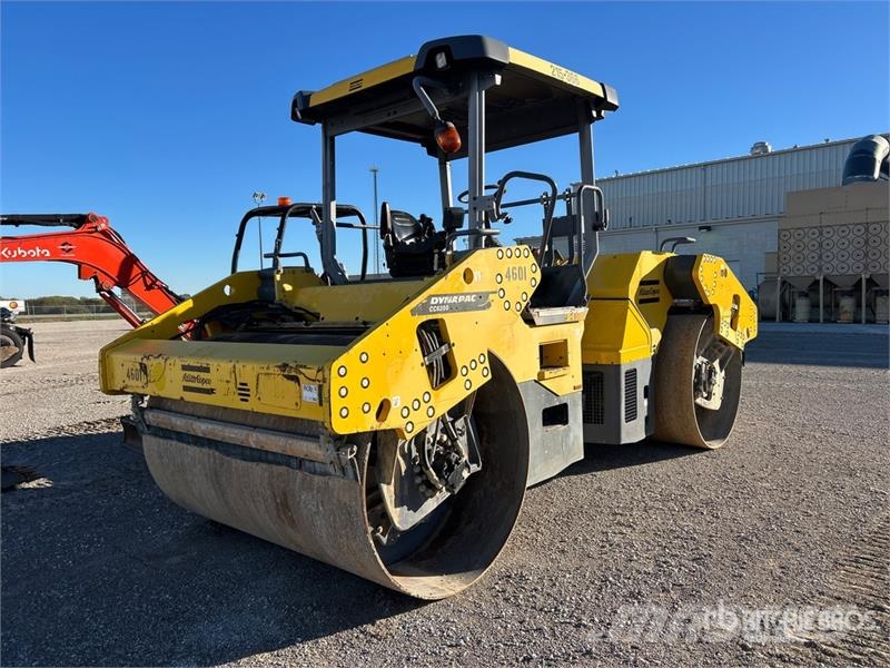 Dynapac CC6200 Double Drum Roller Rolos compactadores de tambor duplo