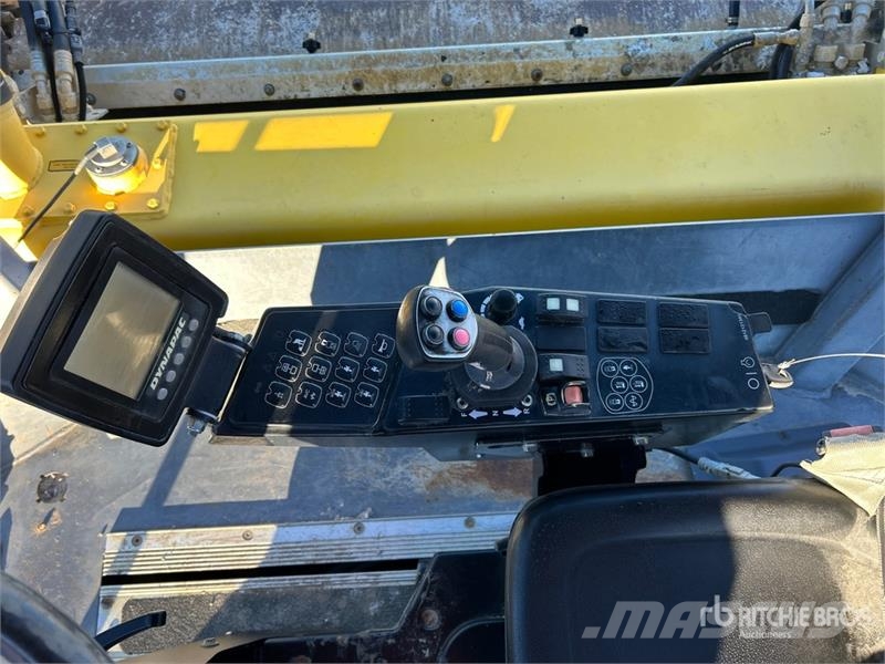 Dynapac CC6200 Double Drum Roller Rolos compactadores de tambor duplo
