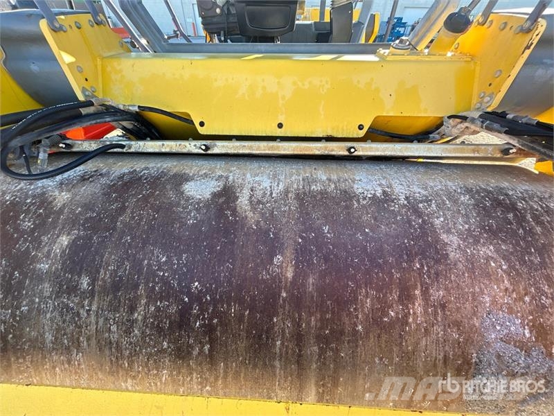 Dynapac CC6200 Double Drum Roller Rolos compactadores de tambor duplo