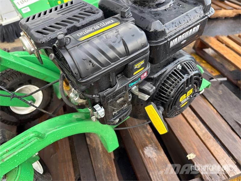 E-Z Trench Trench BE400 Rototiller Kardánhajtású ekék és Forgó-boronák