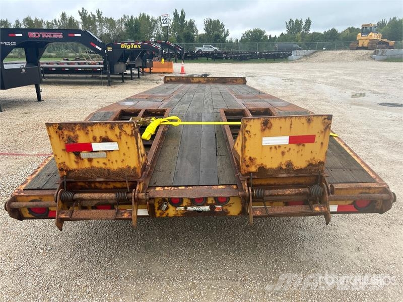 Eager Beaver 25 ft T/A Equipment Trailer 車輛運輸拖車