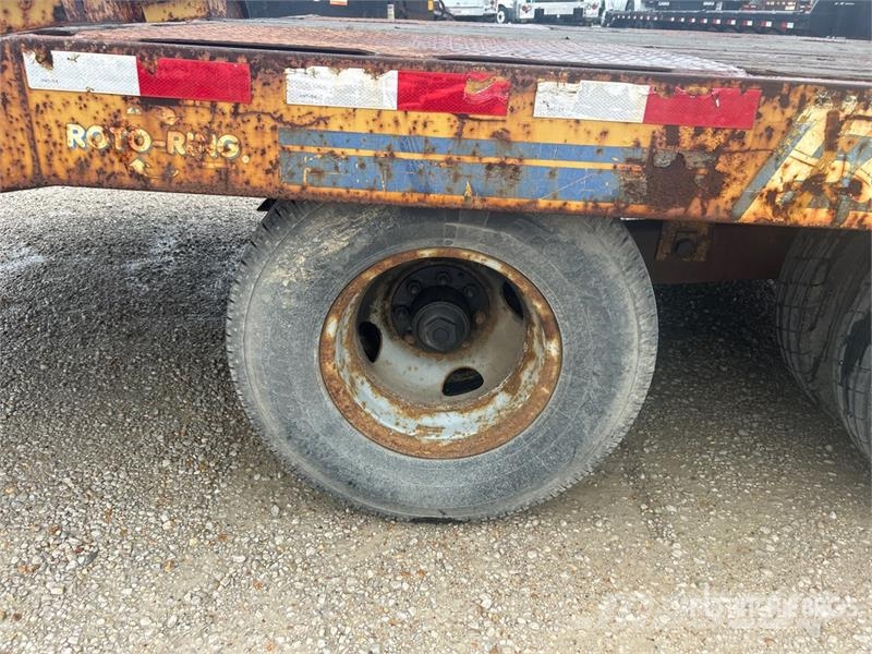 Eager Beaver 25 ft T/A Equipment Trailer 車輛運輸拖車