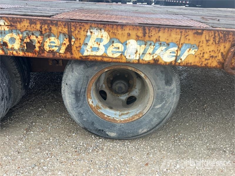 Eager Beaver 25 ft T/A Equipment Trailer 車輛運輸拖車