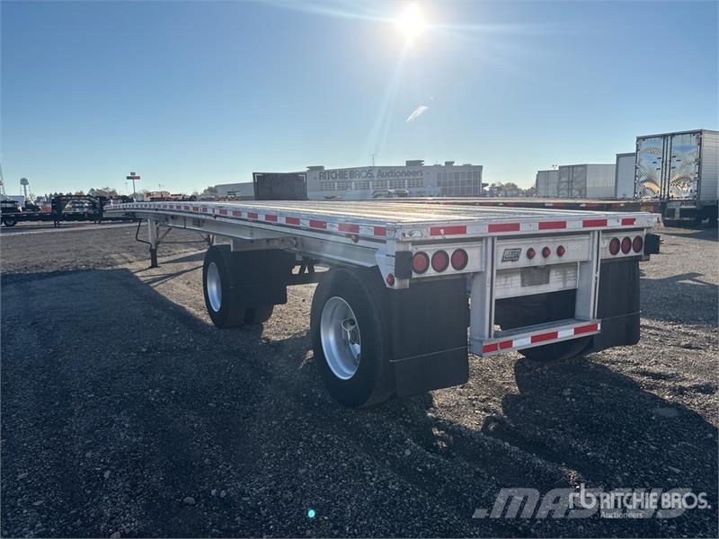 East 48 ft T/A Flatbed Trailer مقطوروات مسطحة/مفصلية الجوانب