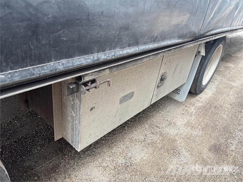  East 48 ft T/A Step Deck Curtain Side Trailer Tents