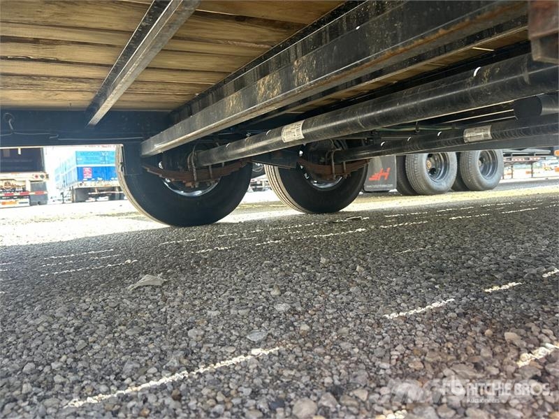 East Mfg Texas Trailers 40 ft T/A Gooseneck Equipment Trail مقطورات مركبات نقل