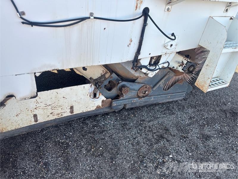 Elgin Pelican SE Sweeper Truck Caminhões varredoras