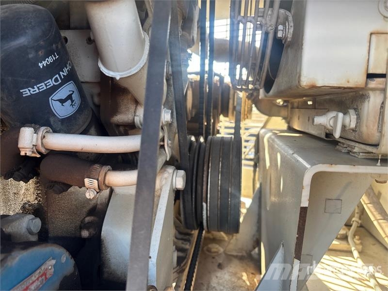 Elgin Pelican SE Sweeper Truck Caminhões varredoras