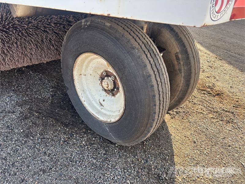 Elgin Pelican SE Sweeper Truck Caminhões varredoras
