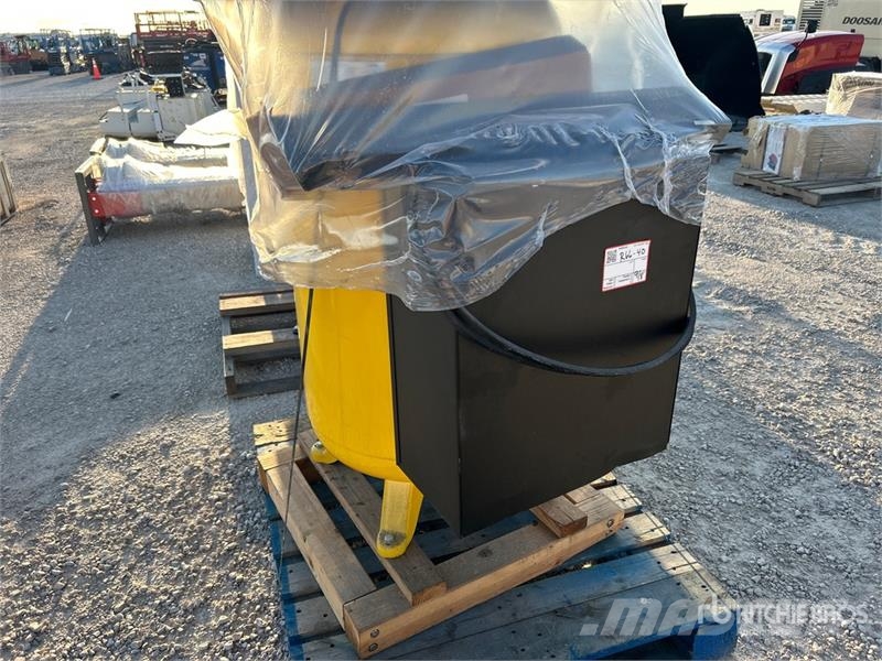 Emax APP210524TP 80 gal Air Compressor Compressors