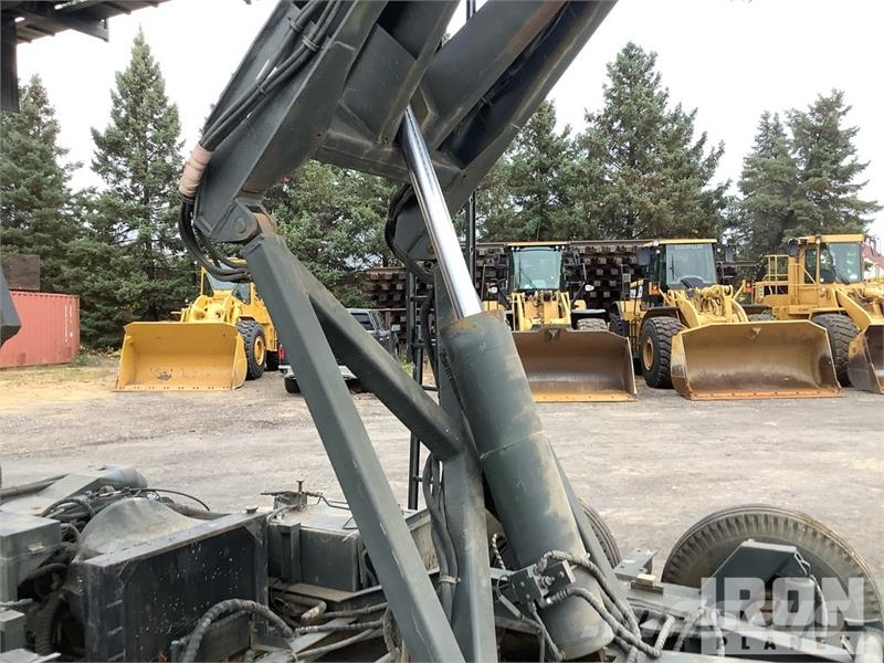 Emerson Electric A/S 32H-5A Ride-On Cargo loader Ostale poljoprivredne mašine