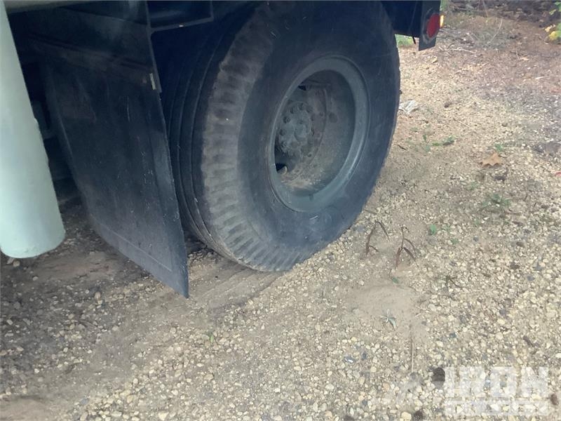 Emerson Electric A/S 32H-5A Ride-On Cargo loader Ostale poljoprivredne mašine