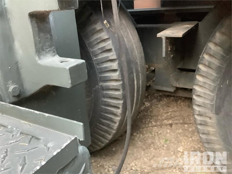 Emerson Electric A/S 32H-5A Ride-On Cargo loader Ostale poljoprivredne mašine