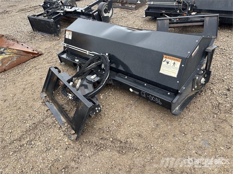 Erskine 901530 84 in Skid Steer Broom Escovas