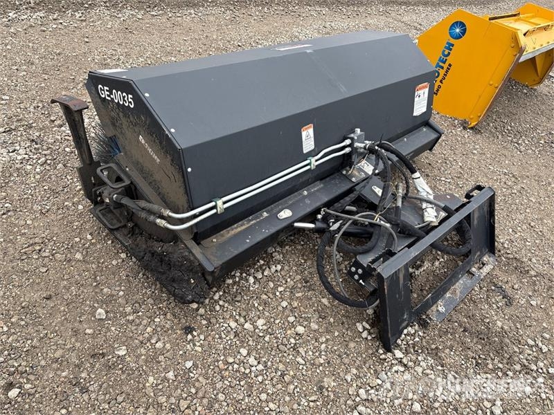 Erskine 901530 86 in Skid Steer Broom Balayeuse / Autolaveuse