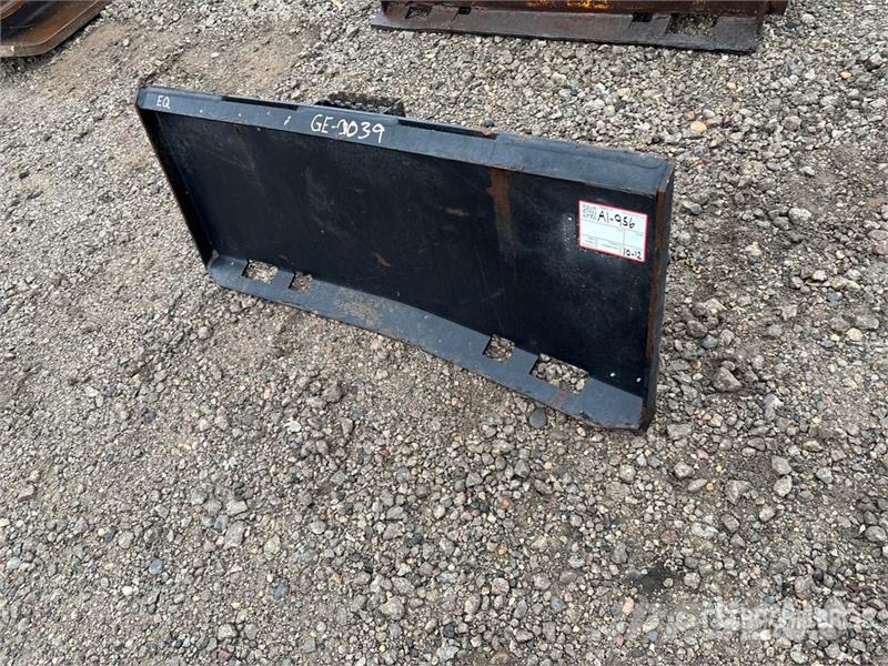 Erskine Skid Steer Hitch Receiver Quick connectors