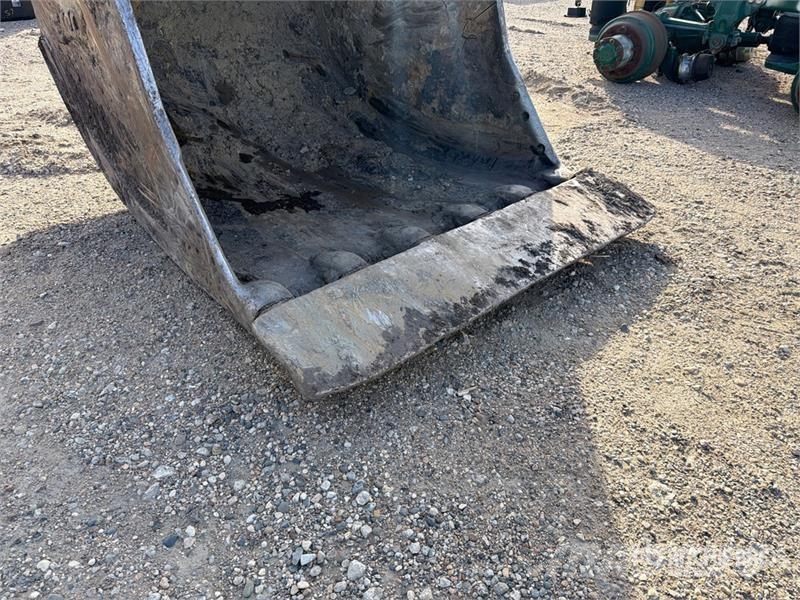 Esco 60 in Q/C Cleanup Excavator Bucket Ковші