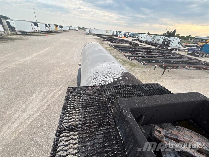 Etnyre 6750 gal T/A Tanker Trailer مقطورات ذات صهاريج