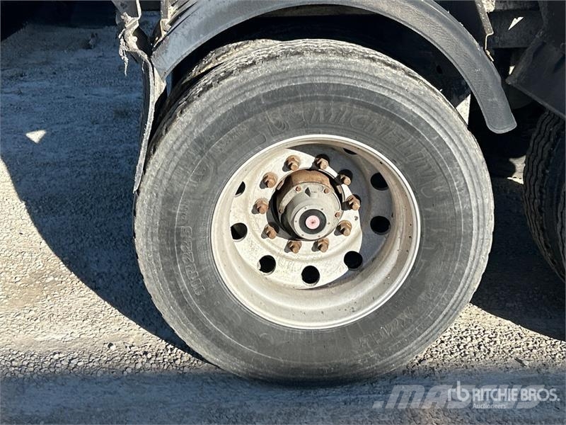 Etnyre LBW-232 32 ft T/A Live Bottom Trailer Tovorne pohodne polprikolice