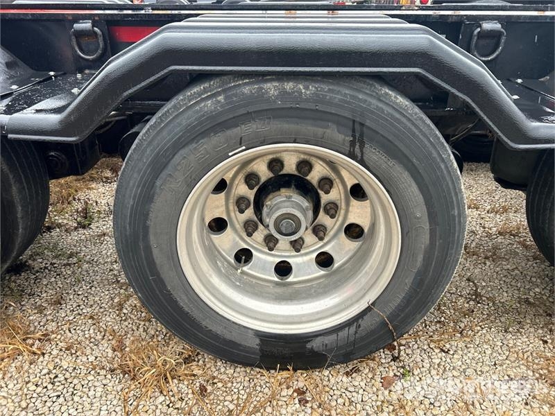 Etnyre RTN55TD3 Tri/A Removable Gooseneck Lowboy Trailer 低架裝載車