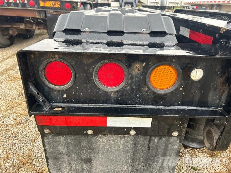 Etnyre RTN55TD3 Tri/A Removable Gooseneck Lowboy Trailer 低架裝載車