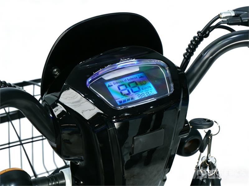  EV-WHITE Electric Scooter (Unused) ATV/Quad