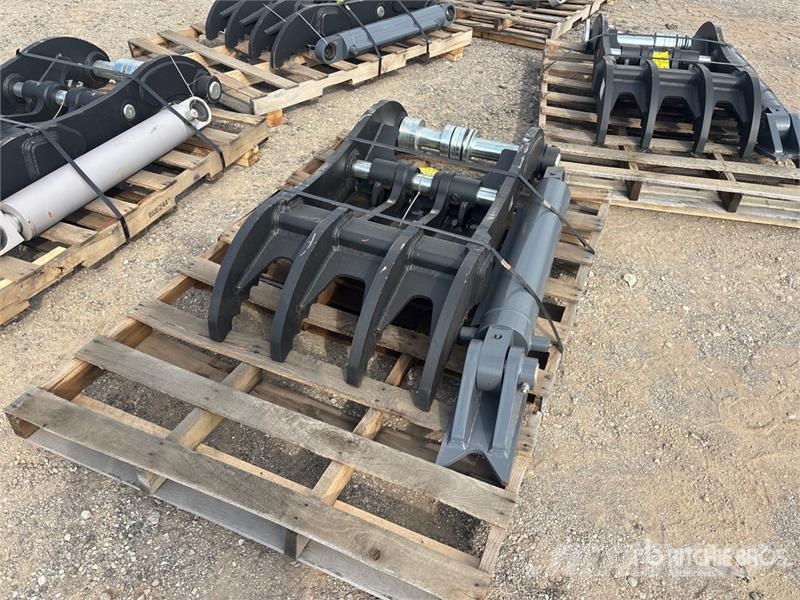 Excavator Thumb دلاء