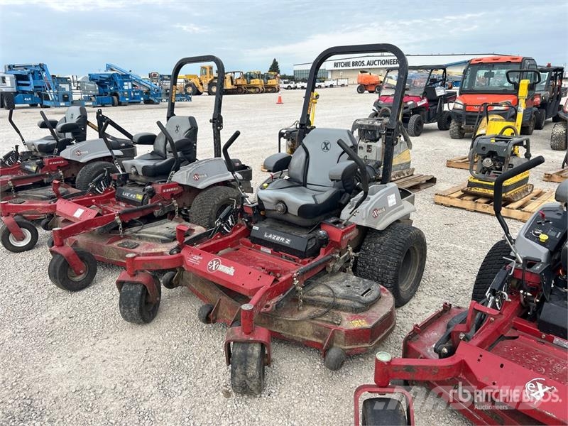 Exmark Lazer Z S-Series 4x2 Ride-On Lawn Mower Samojízdné sekačky