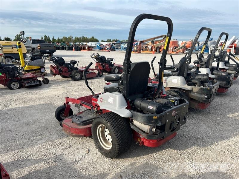Exmark Lazer Z S-Series Ride-On Lawn Mower Samojízdné sekačky