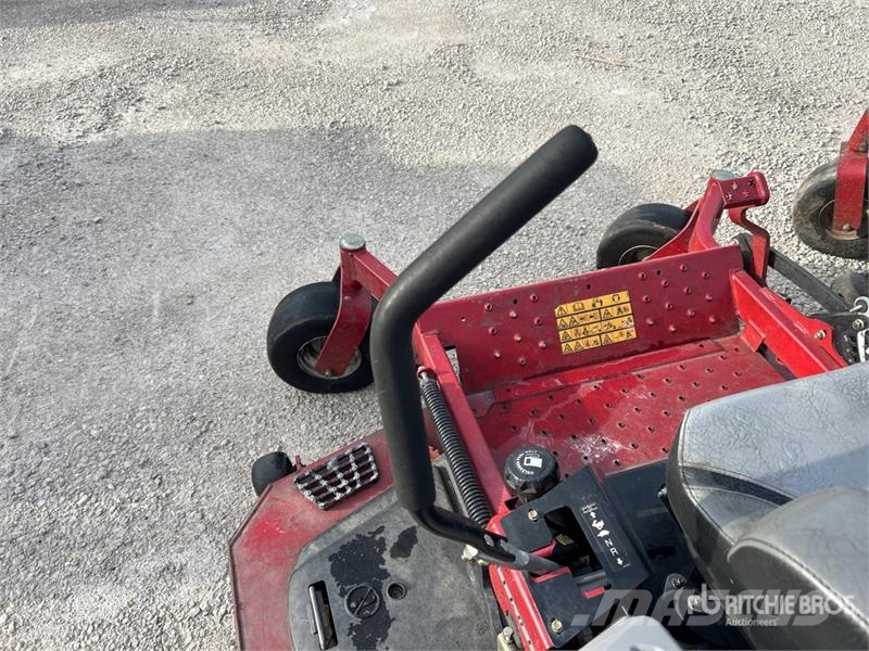 Exmark Lazer Z S-Series Ride-On Lawn Mower Samojízdné sekačky