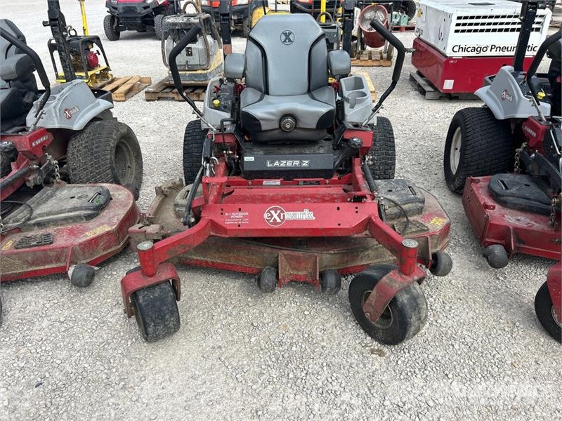 Exmark Lazer Z S-Series 4x2 Ride-On Lawn Mower Samojízdné sekačky