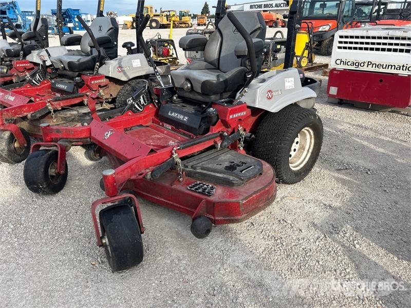 Exmark Lazer Z S-Series Ride-On Lawn Mower Samojízdné sekačky