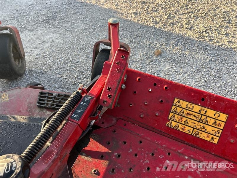 Exmark Lazer Z S-Series 4x2 Ride-On Lawn Mower ركوب الحشائش