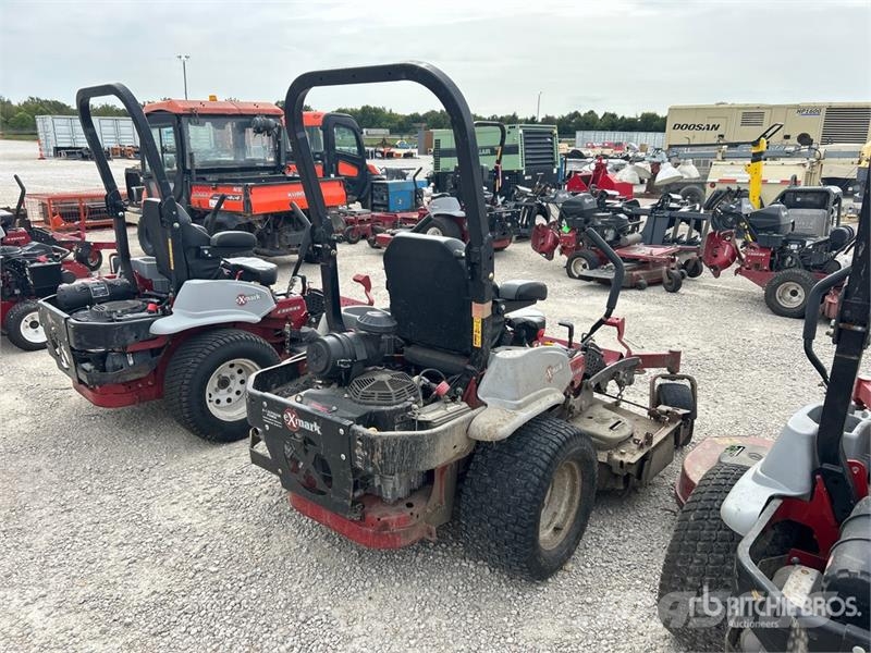 Exmark Lazer Z S-Series 4x2 Ride-On Lawn Mower Samojízdné sekačky