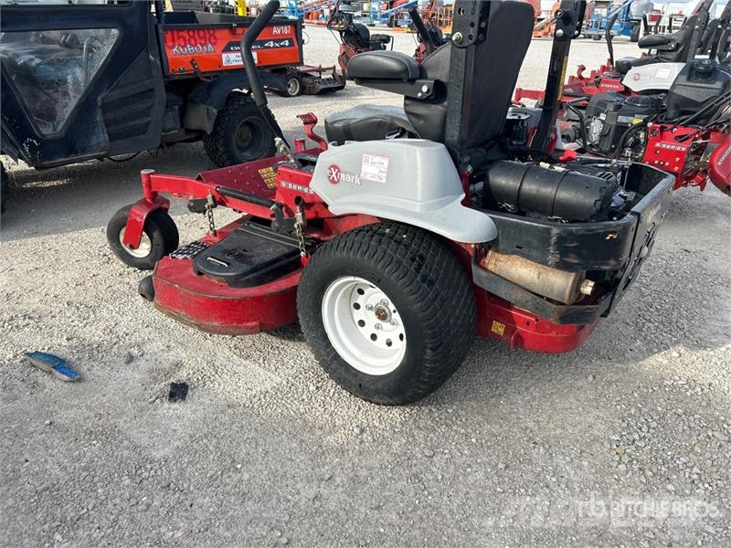 Exmark Lazer Z S-Series Ride-On Lawn Mower Vrtni traktor kosilnice