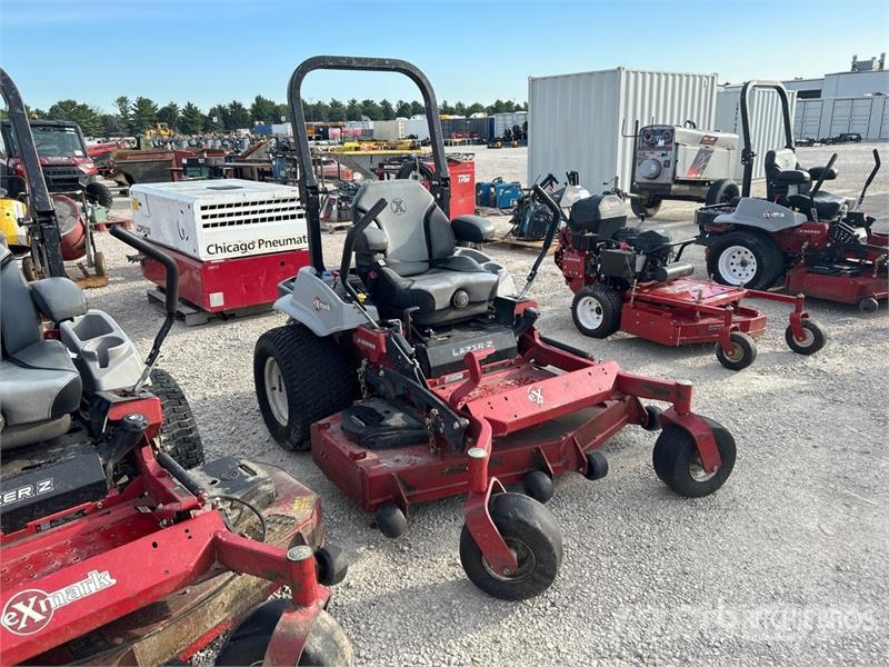 Exmark Lazer Z S-Series Ride-On Lawn Mower Samojízdné sekačky