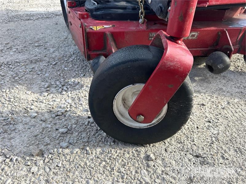 Exmark Lazer Z S-Series Ride-On Lawn Mower Vrtni traktor kosilnice