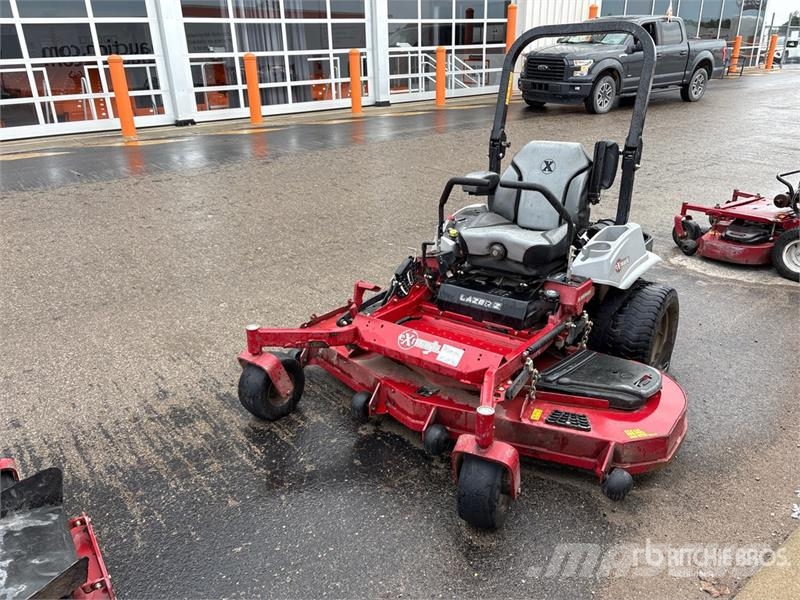 Exmark Lazer Z S-Series Ride-On Lawn Mower Самохідні газонокосарки