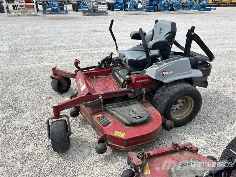 Exmark Lazer Z S-Series 4x2 Ride-On Lawn Mower ركوب الحشائش