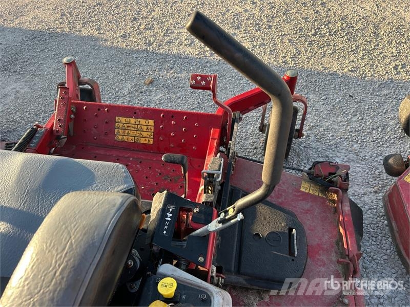 Exmark Lazer Z S-Series 4x2 Ride-On Lawn Mower ركوب الحشائش
